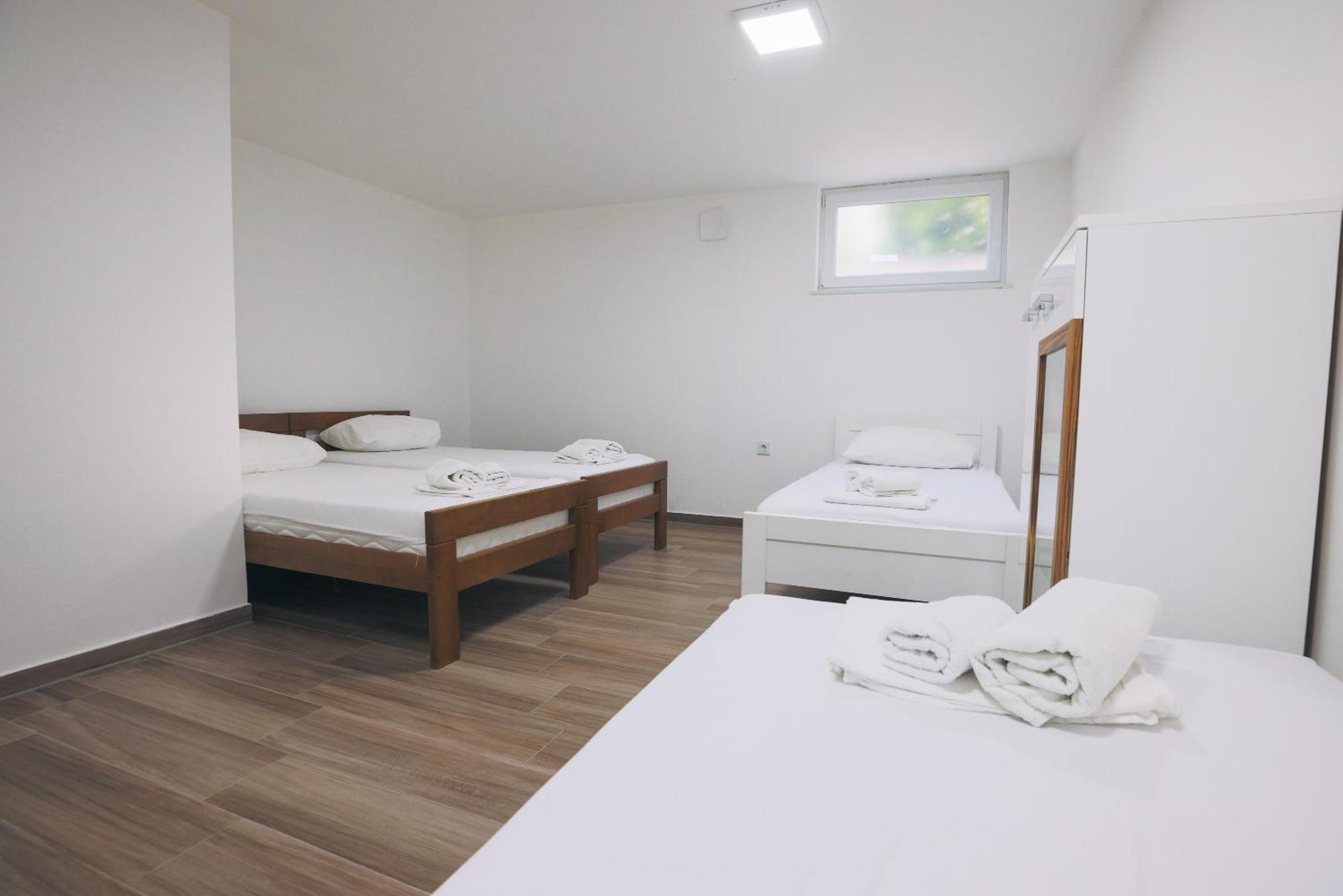 נובליה Royal Apartments מראה חיצוני תמונה